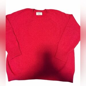 Old Navy Women's Vibrant Pinkish Red Crew Neck Sweater